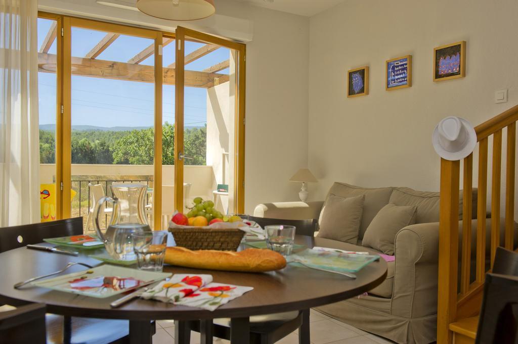 Résidence Goélia Le Domaine du Moulin Blanc Gordes Habitación foto